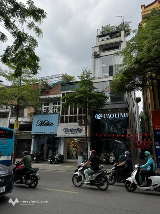 Bán tòa nhà mặt phố Khâm Thiên, Đống Đa, 110m2 - 7 tầng, thang máy