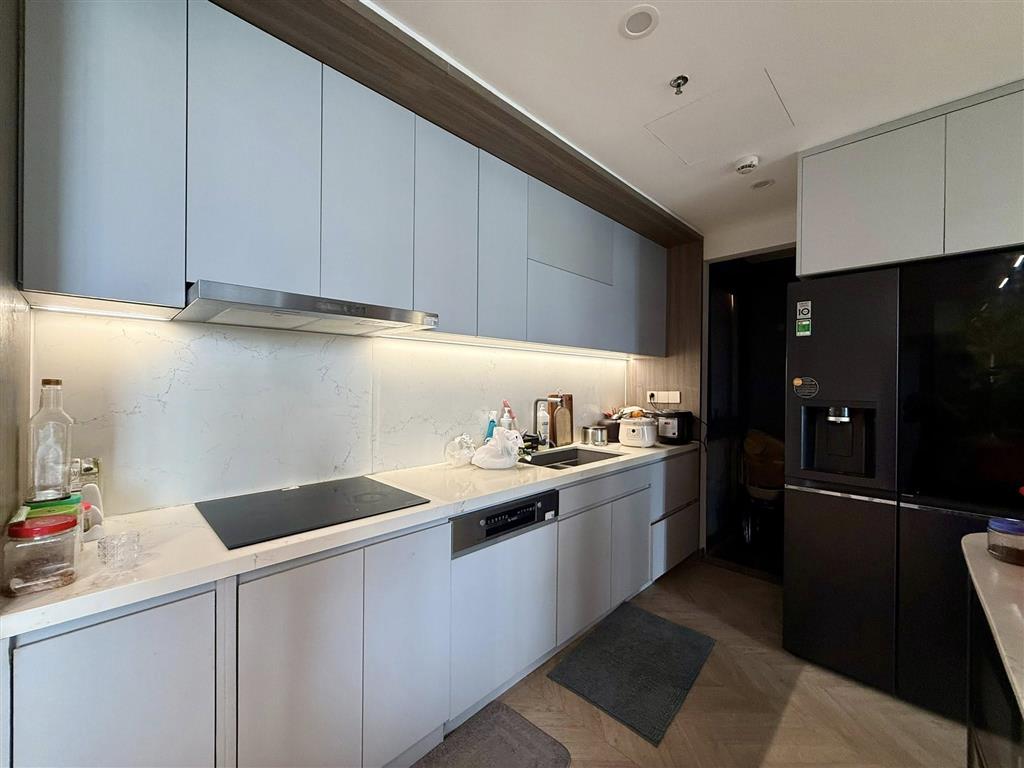 (Chính chủ) bán nhà mặt phố Trần Quốc Toản, 4 tầng, 71m2, 33.4 tỉ, kinh doanh đỉnh
