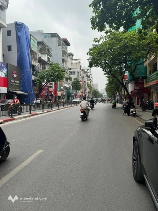 Bán nhà mặt phố Tôn Đức Thắng, Đống Đa, 180m2 - 5 tầng