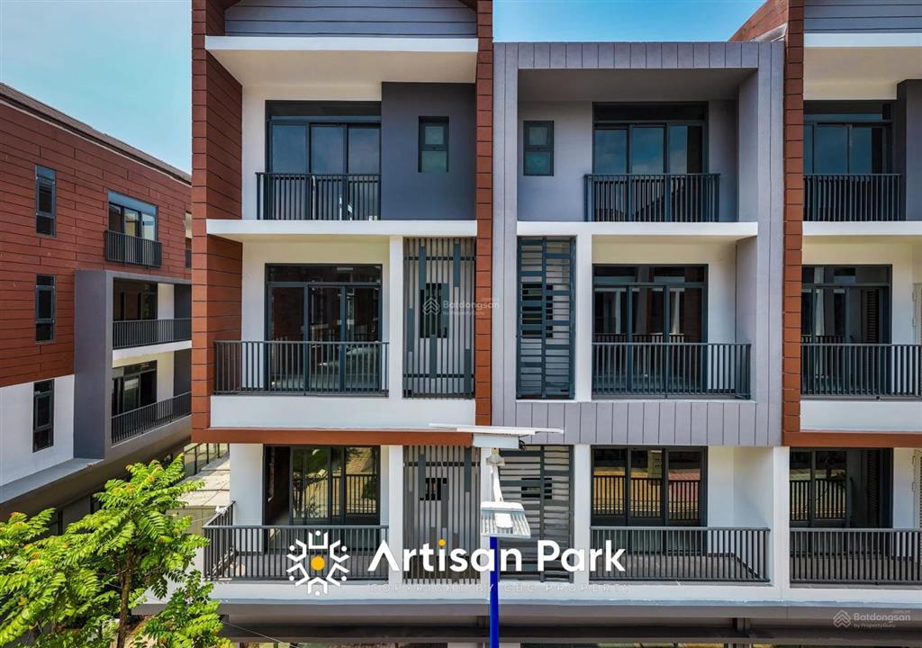 Bán shophouse artisan park giá tốt nhất da, thanh toán 10% ký hđmb, dt 85m2, 6pn, 3 tầng