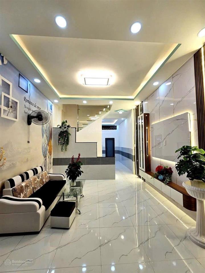 Bán nhà chính chủ bùi minh trực quận 8