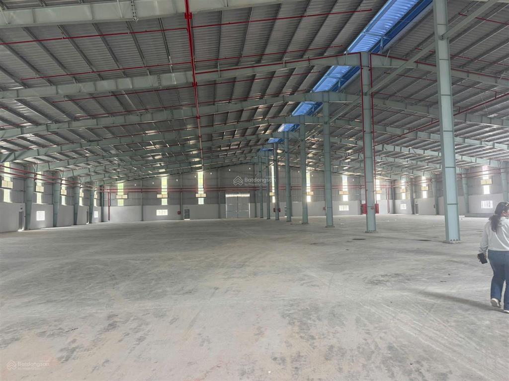Cần bán khu nhà xưởng mới 100% tổng khuôn viên 9.300m² mr. thái 0978 627 ***