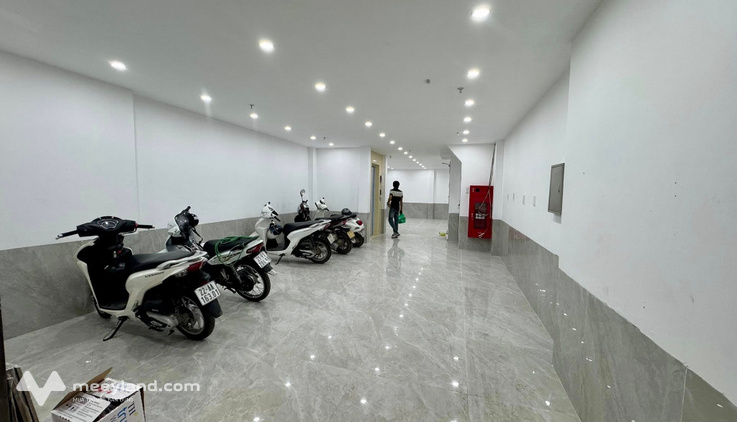 Bán tòa nhà căn hộ dịch vụ đường áng, 100m2, 7 tầng, thang máy, 22 phòng