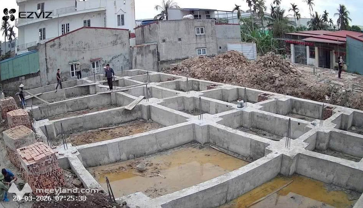 Bán nhà giá đầu tư từ móng, mặt đường Trần Bá Lương, Tiểu Trà, Hưng Đạo