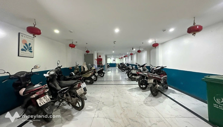 Bán tòa nhà căn hộ dịch vụ đường Nguyễn Ngọc Vũ - 160m2 - 7 tầng - thang máy - 35 căn hộ