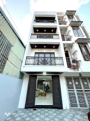 Nhà 4 tầng mới tinh tại Kiều Sơn Văn Cao oto để trong nhà - Diện tích 75m2