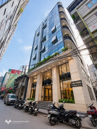 Bán tòa nhà đường Lê Văn Lương 110m2, 10 tầng thang máy mặt tiền 12m
