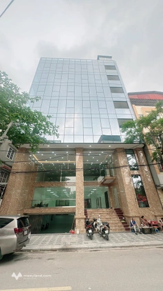 Tòa nhà văn phòng đẳng cấp Tây Hồ, diện tích rộng 350m2, mặt tiền 15m