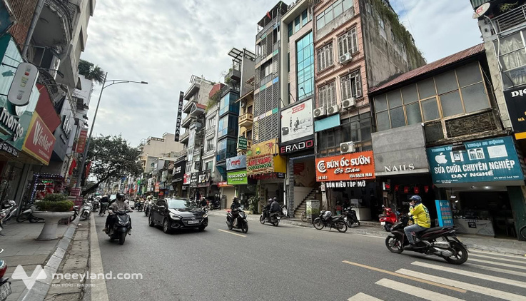 Bán nhà mặt phố Bạch Mai, 120m2, 7 tầng, thang máy, kinh doanh