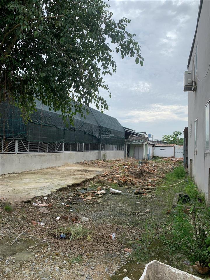 Bán rẻ nền đất ở 2 mặt tiền đường đoàn nguyễn tuấn được 247m2 giá 6,6 tỷ xã quy đức, bình chánh