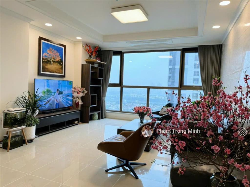 Bán căn hộ 124m², 4pn view pháo hoa, nhà đẹp tòa ct8 the emerald. giá 10,9 tỷ