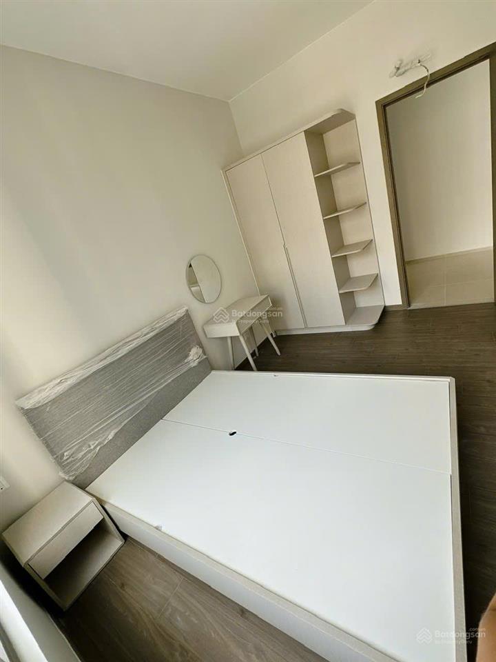Căn hộ westgate căn góc 69m² view ngoài mát mẻ bán gấp giá 3,2 tỷ sổ sẵn sang tên ngay