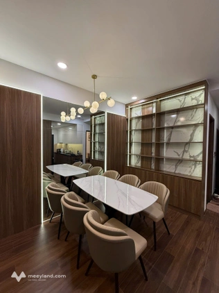 Bán căn hộ 78m2, 2 phòng ngủ, nội thất đẹp có thể ở ngay, cho thuê, giá tốt cho anh chị