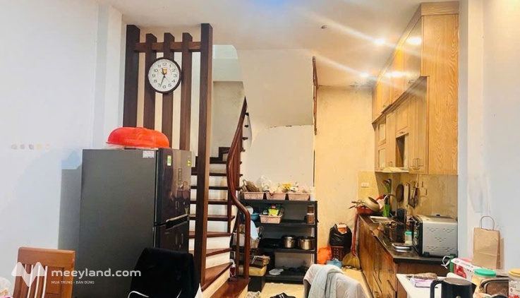 Nhà phân lô Lạc Long Quân, Tây Hồ - 35m² x 5 tầng, ô tô đỗ cửa, tiềm năng tăng trưởng