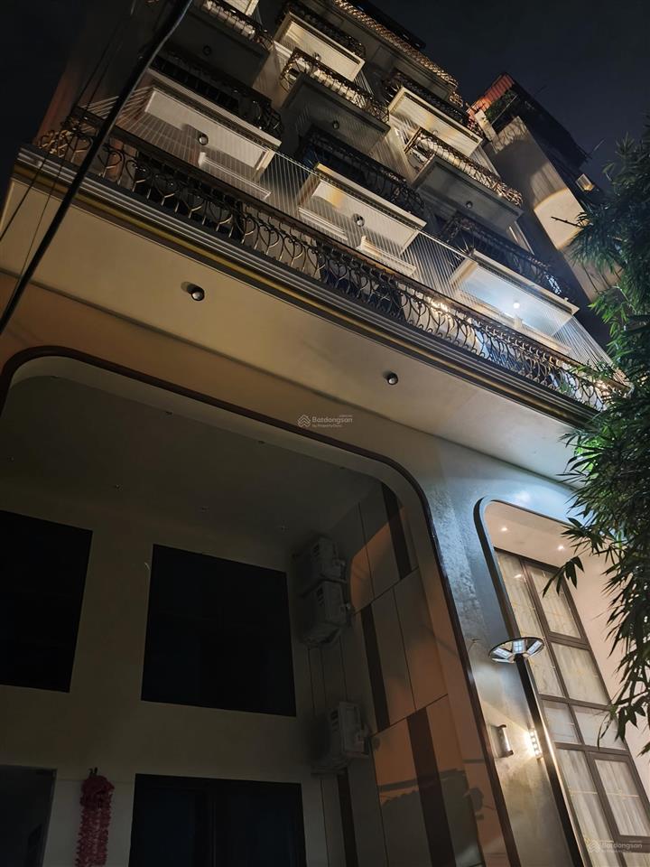 Tòa ccmn tại nguyễn khang cầu giấy dt 155m² 8 tầng "7 nổi 1 hầm" mt 6.4m dòng tiền 220tr