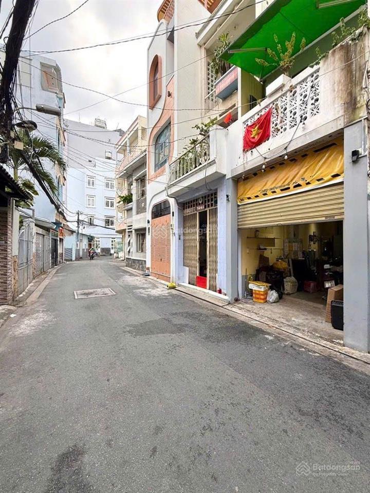 Giá đầu tư phú nhuận 5 tầng btct 45m² full nội thất sát hẻm xe hơi cô giang, bán nhà