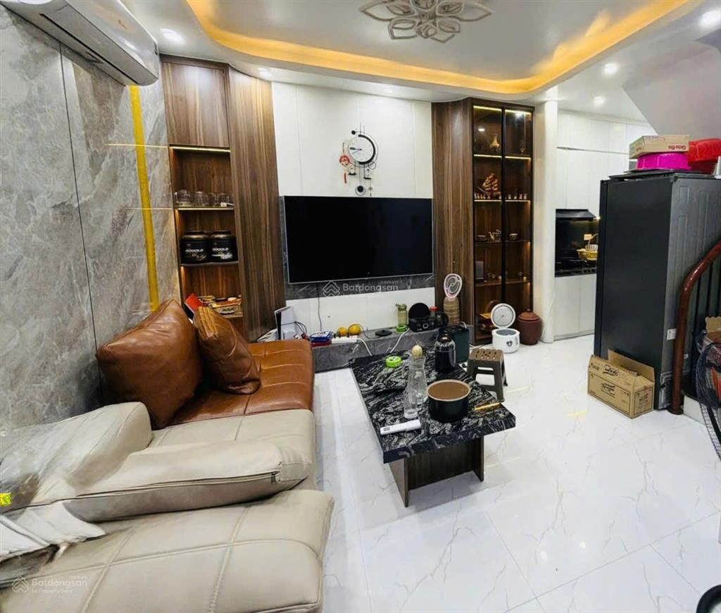 Cực hiếm! xã đàn, chỉ 7 tỷ có nhà 5 tầng 37.1m², ngõ thông, 40m ra ô tô, nội thất đẹp ở ngay