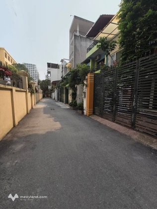 Bán nhà mặt ngõ đường Hoàng Quốc Việt, 110m2, 5 tầng