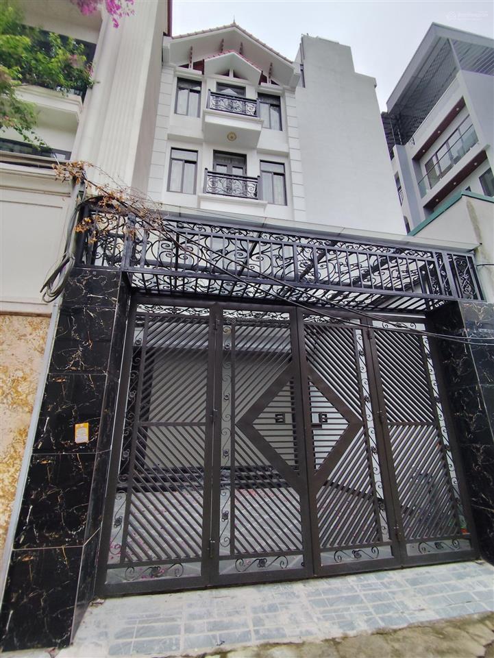 Nhà đẹp long biên, thang máy, gara ô tô, kinh doanh