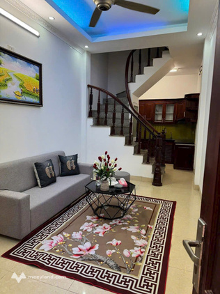 Bán nhà gần công an phường Vĩnh Hưng - Sổ đỏ riêng - Giá 6,85 tỷ