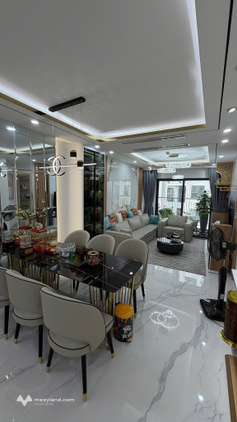 Bán căn chung cư hồ Đền Lừ, diện tích 97m2, 3 phòng ngủ