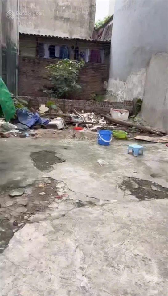 Trả nợ ngân hàng bán đất phố viên chiếu 80,5m² đường 8m vỉa hè