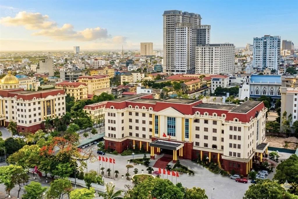 Chung cư trung tâm thành phố giá thì rẻ mà chất lượng như khách sạn 5 cho thuê 6 8 tr/ tháng