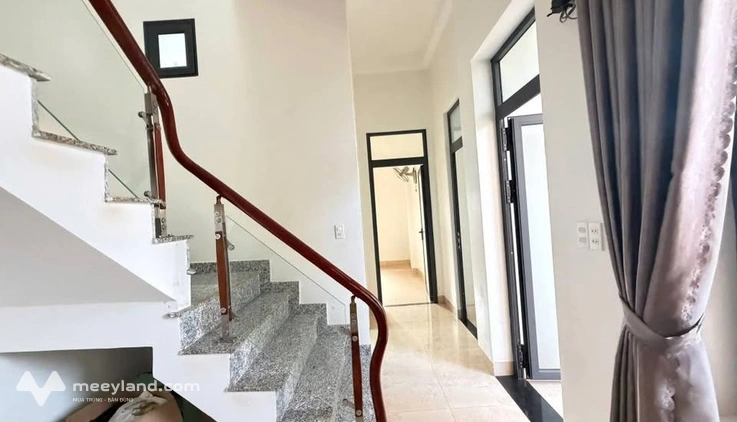 Nhà 2 tầng đẹp, gần chợ Tỉnh Đội - Phường Bắc Gia Nghĩa, sẵn sàng dọn vào ở ngay