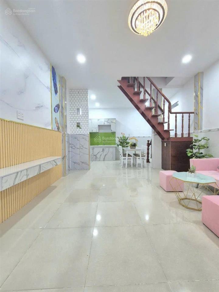 Bán nhà mới vào ở liền lũy bán bích phường phú thạnh tân phú. giá 4,4 tỷ tl