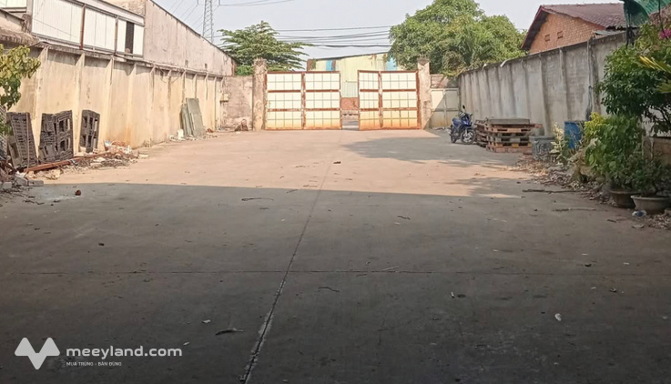 Cho thuê kho bãi xưởng 1100m2 gần ngã tư Vườn Lài, quận 12
