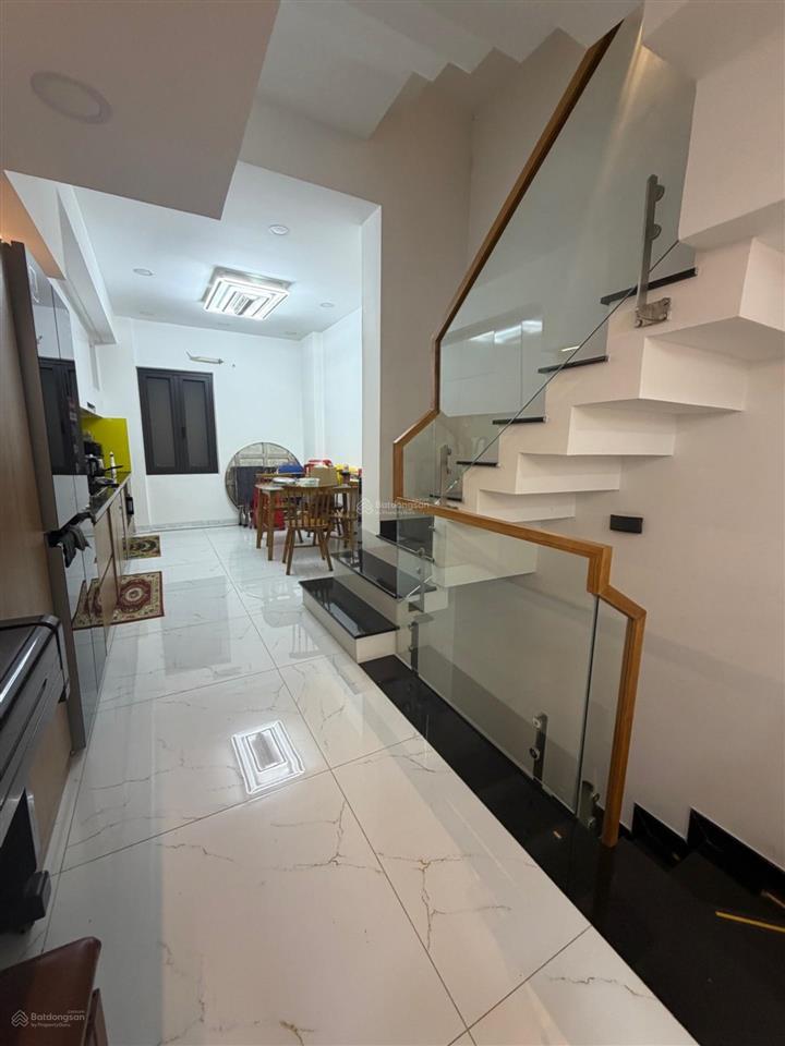 Khu nhà lầu cao tầng tân thành, tân phú, giáp bàu cát 45m² đúc 4 tầng btct chỉ 6.3 tỷ còn tl