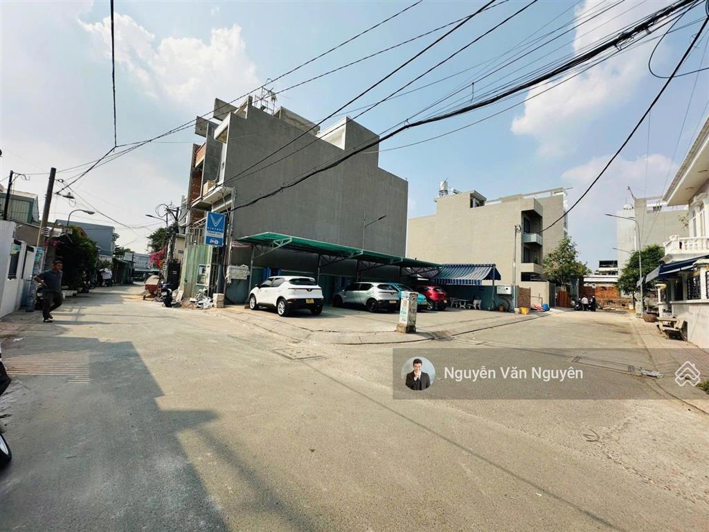 Giảm 400 tr! mt linh tây cách phạm văn đồng 50m, 60m² ngang 5m, xây 5 tầng. tiện ích 1km đầy đủ