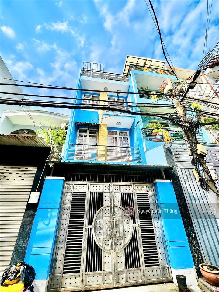 Bán nhà hẻm xe hơi đường độc lập diện tích 4x17m đúc 4 tầng giá tốt 7,8 tỷ