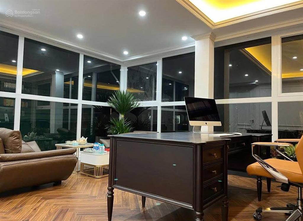 Bán biệt thự lô góc hoàn thiện đẹp tại khu g1 ciputra diện tích 317m2, sổ đỏ chính chủ