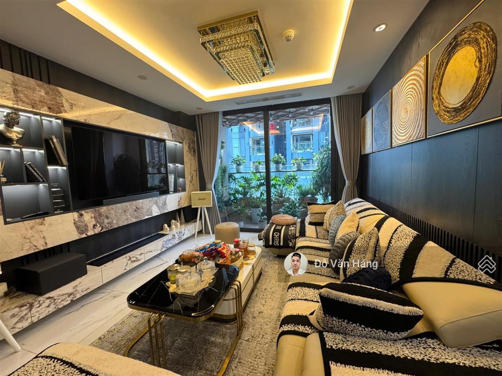 Bán căn 3 ngủ full nội thất đẹp sunshine city sổ đỏ sang tên