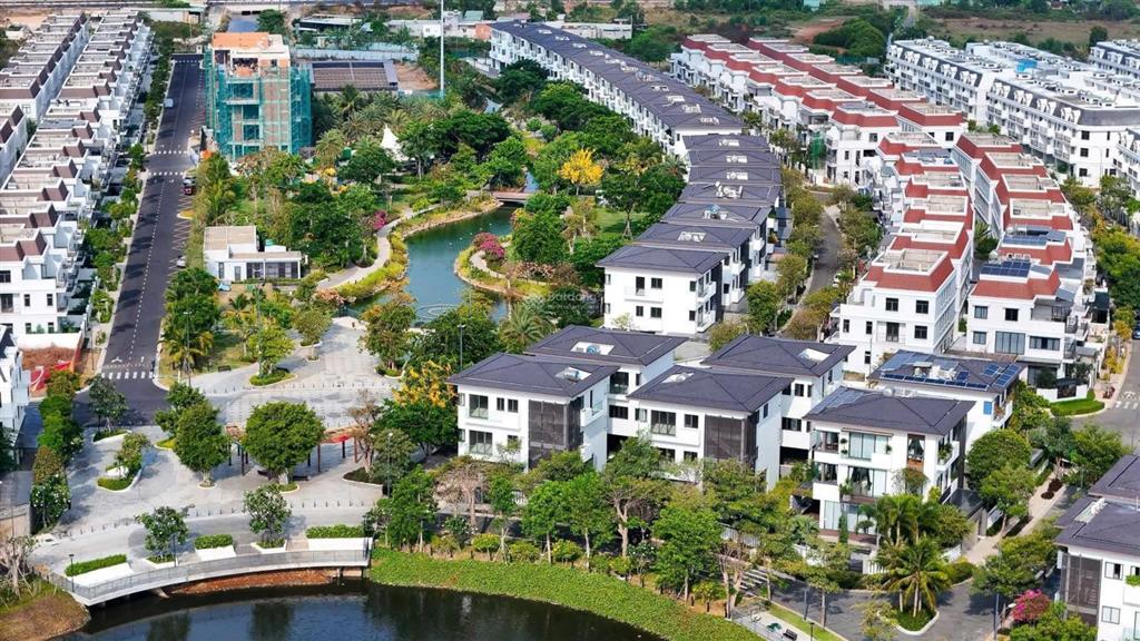 Lavida vũng tàu. bán biệt thự, nhà phố liên kế sổ hồng sẵn. làm việc chính chủ.