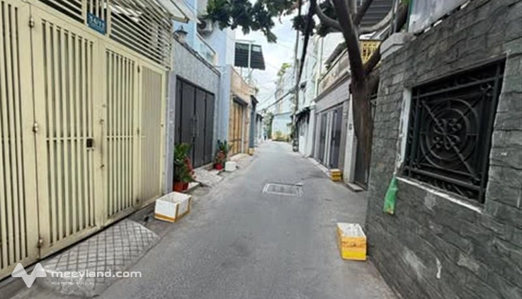 Vị trí đẹp, đường trước nhà rộng 4m, ô tô ra vào thoải mái Lộ giới 6m – được phép xây tới 6 tầng