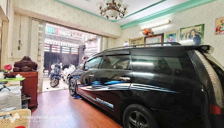 Hẻm thông Tân Sơn Nhì, Nguyễn Cửu Đàm, diện tích khủng nở hậu, 2 tầng