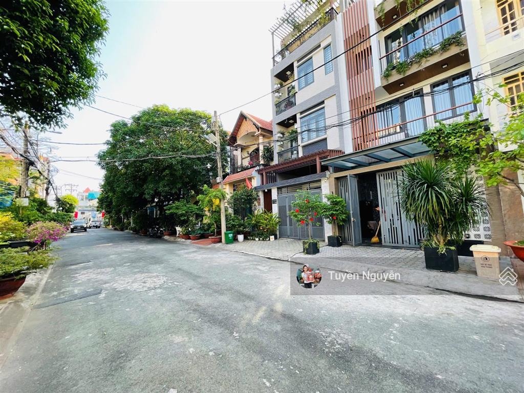 Ngộp bán gấp nhà 3 tầng kdc liền kề himlam linh chiểu 90m2(5x18m) cách hoàng diệu 2 vài bước chân