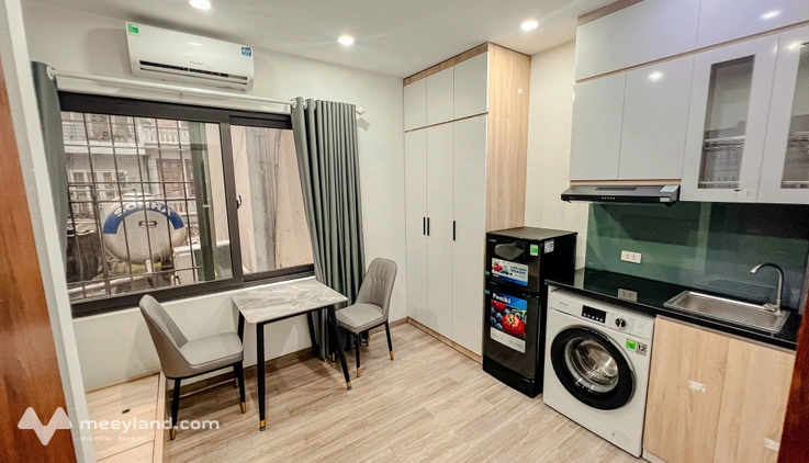 Bán tòa nhà căn hộ dịch vụ phố Tây Sơn, Đống Đa, 8 tầng, thang máy, 24 phòng khép kín