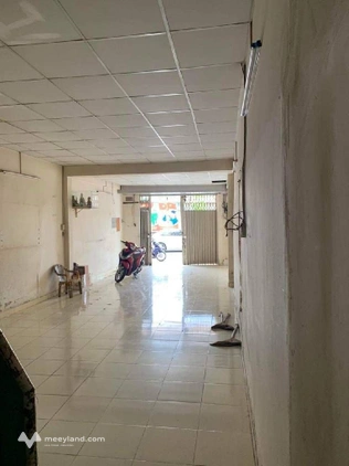 Mua nhà là mua vị trí - mặt tiền Lũy Bán Bích - 61m2 - chủ ở lâu đời - nhà cũ tiện xây mới