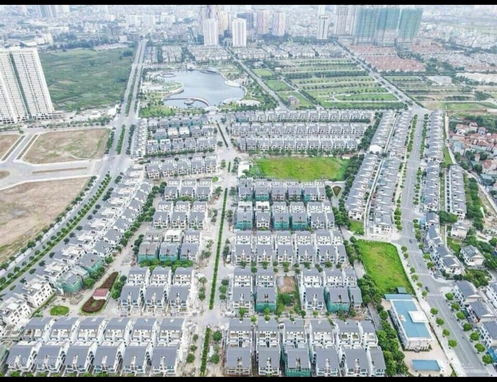 Biệt thự dương nội tập đoàn nam cường giá chỉ 175tr/m. vị trí gần hồ công viên, siêu thị.