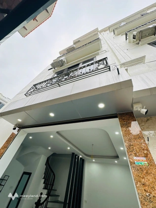Nhà đẹp Di Ái, Di Trạch, diện tích 35m2, 5 tầng, giá 5.2 tỷ