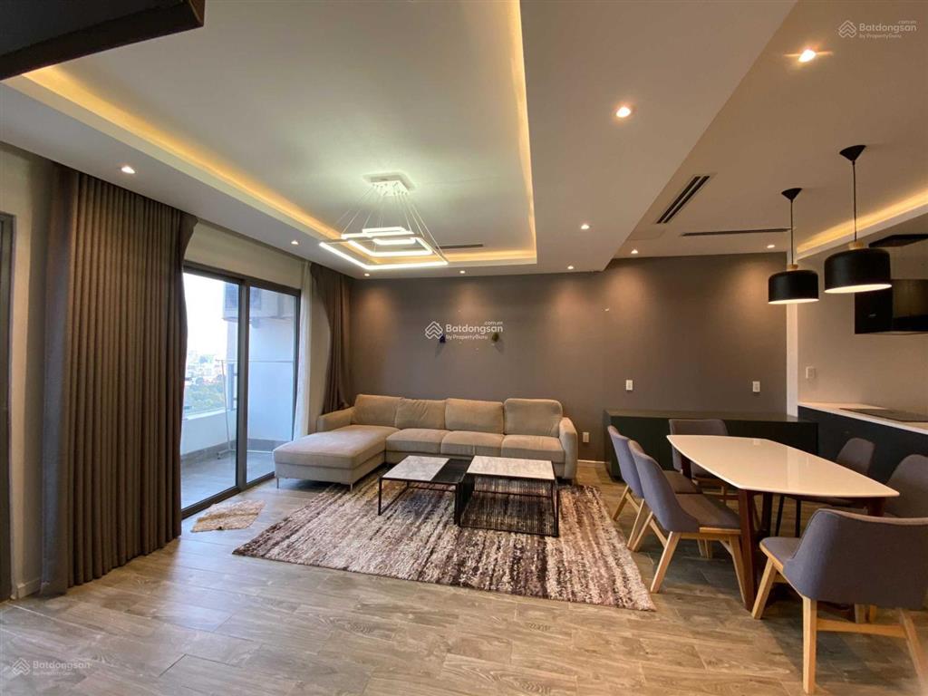 Bán chcc thuận việt quận 11, dt 98m2 3pn, 2wc giá 5tỷ8 có sổ hồng 0934 144 *** hương
