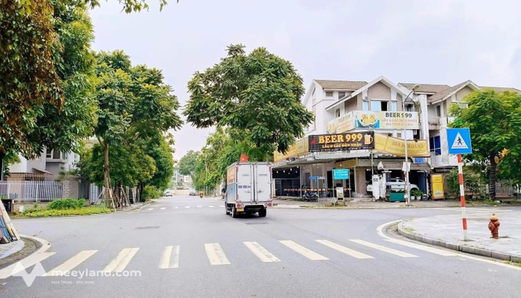 Chính chủ bán biệt thự Văn Phú, Hà Đông - 4 tầng thang máy - Sổ đỏ chính chủ