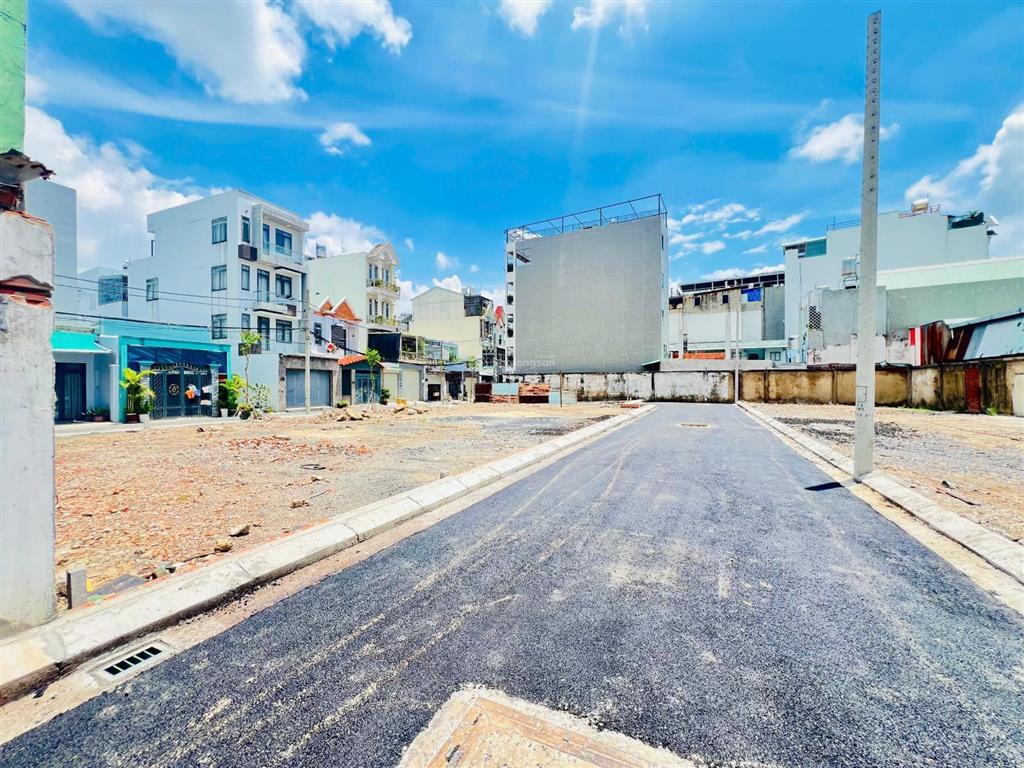 Bán đất khu phân lô đồng bộ hẻm trước 7m sau 6m dt(4x16m) đường trần thị năm giá 5.4 tỷ