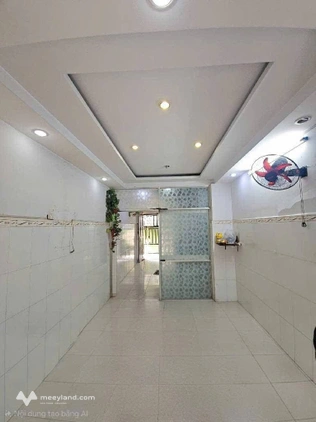 Mặt tiền kinh doanh 3 tầng, diện tích 28m2, 2 mặt tiền ngay Đại học Công Thương Tân Phú, Lê Trọng Tấn