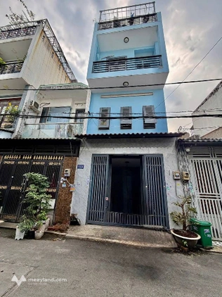 Diện tích 4m x 13m, đúc 1 trệt 3 lầu, 4 phòng ngủ, sân thượng rộng, hẻm nhựa 6m xe hơi đỗ cửa