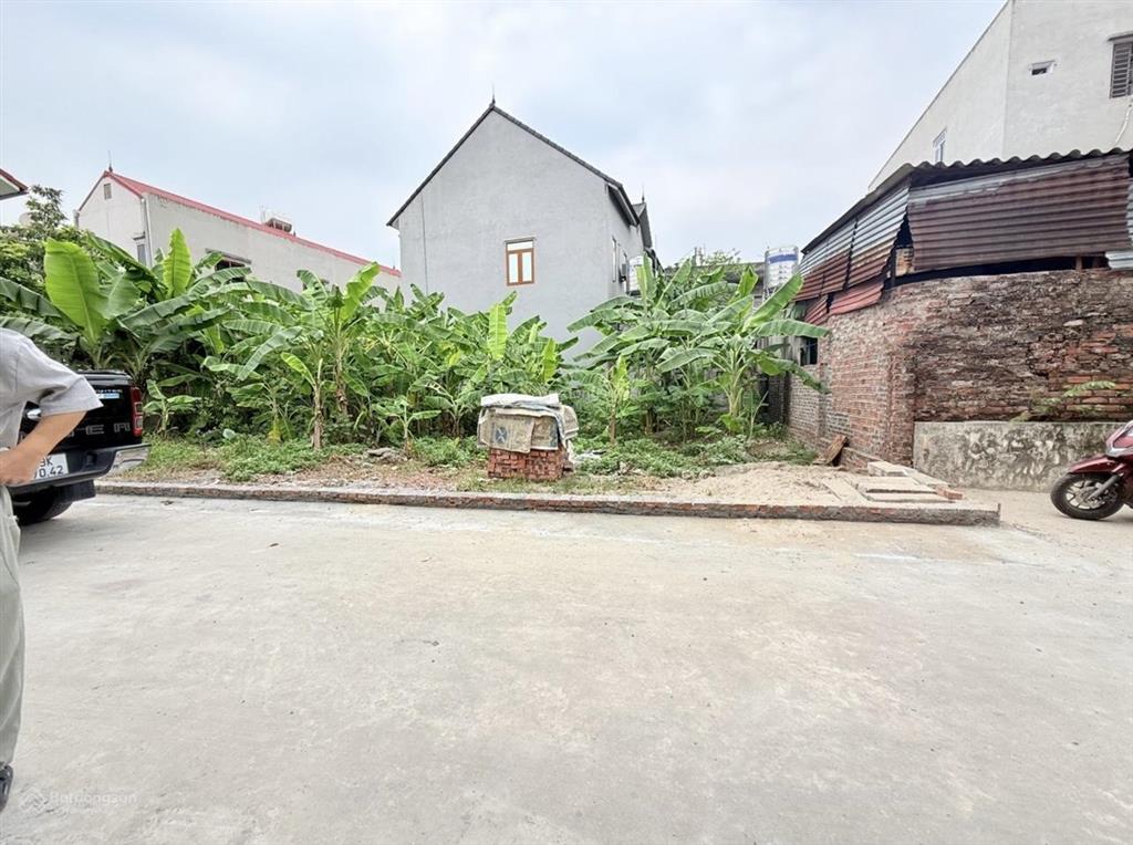 36tr/1m² dt 192m². đất ngay trung tâm chợ phù lỗ đường thông rộng