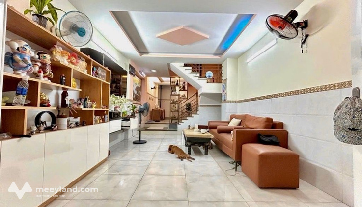Cách mặt tiền chỉ 50m, khu dân cư an ninh, đi lại cực tiện